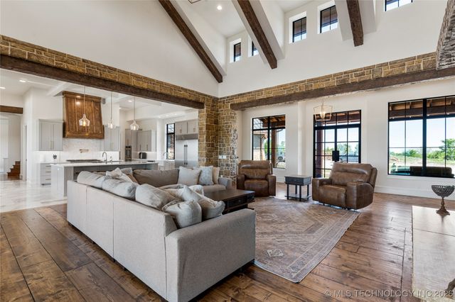 19001 W 41st Street, Sand Springs, OK 74063