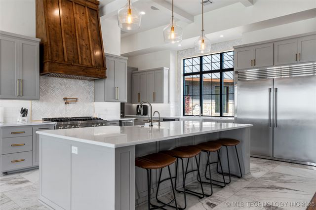 19001 W 41st Street, Sand Springs, OK 74063