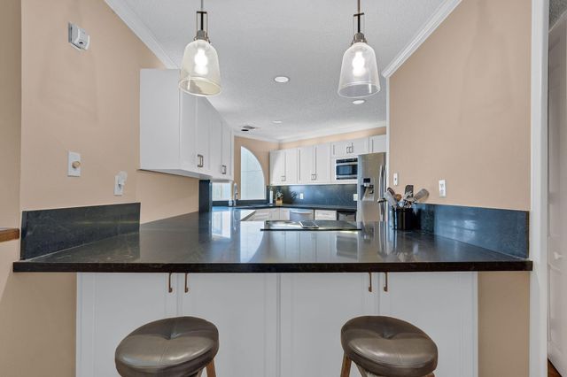 5084 Augusta Street, Houston, TX 77007