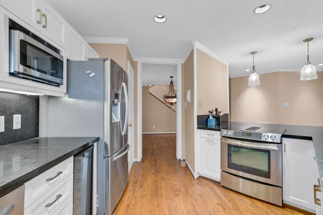 5084 Augusta Street, Houston, TX 77007