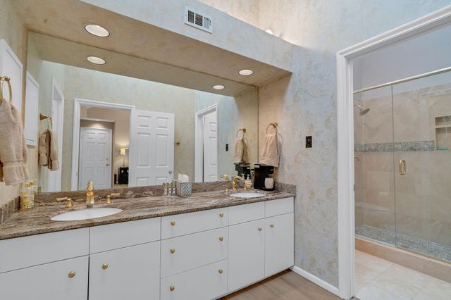 5084 Augusta Street, Houston, TX 77007