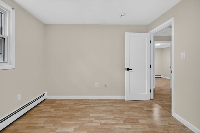 17 Grover St, Beverly, MA 01915