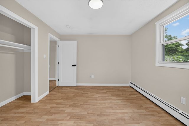 17 Grover St, Beverly, MA 01915