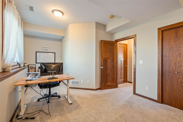 217 NE Allison Avenue, Elkhart, IA 50073