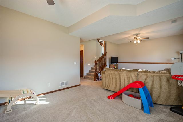 217 NE Allison Avenue, Elkhart, IA 50073