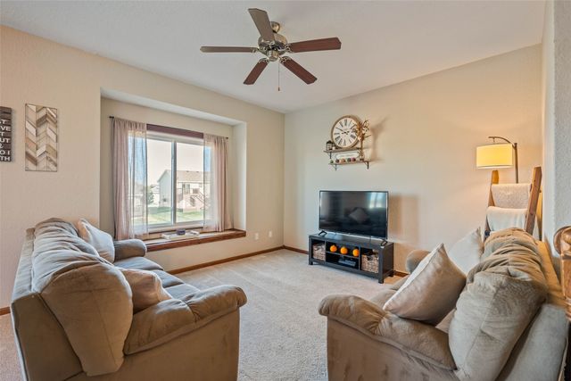 217 NE Allison Avenue, Elkhart, IA 50073