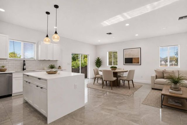 655 NW 24TH Avenue, Fort Lauderdale, FL 33311