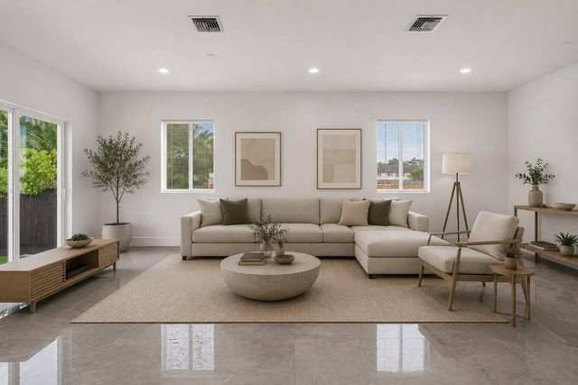 655 NW 24TH Avenue, Fort Lauderdale, FL 33311