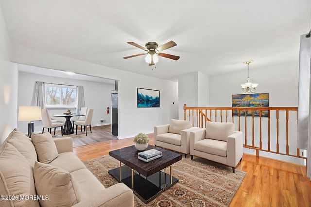 134 Darien Road, Howell, NJ 07731