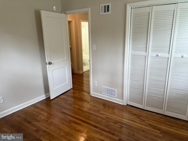 3140 COFER RD, Falls Church, VA 22042