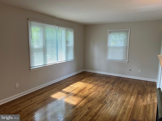 3140 COFER RD, Falls Church, VA 22042
