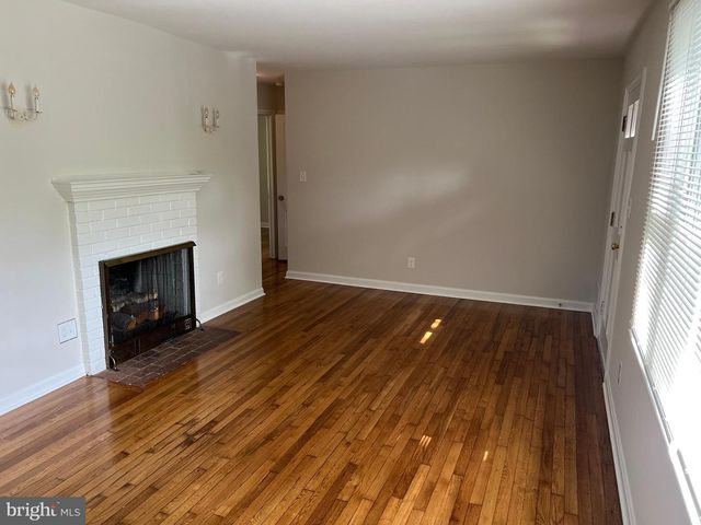 3140 COFER RD, Falls Church, VA 22042