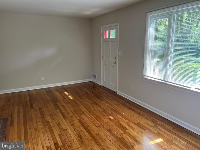 3140 COFER RD, Falls Church, VA 22042
