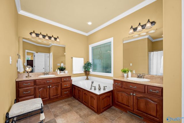 60 Windwood Drive, Fayetteville, TN 37334