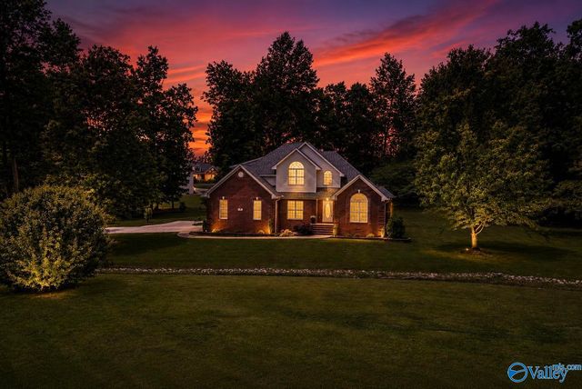 60 Windwood Drive, Fayetteville, TN 37334