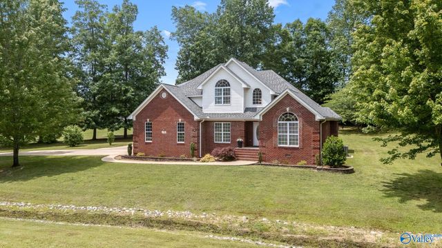 60 Windwood Drive, Fayetteville, TN 37334