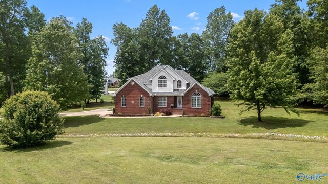 60 Windwood Drive, Fayetteville, TN 37334