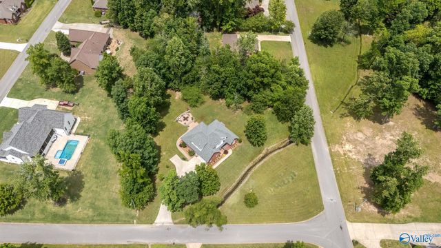 60 Windwood Drive, Fayetteville, TN 37334