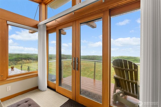 1603 Sea Grass Lane, Westport, WA 98595