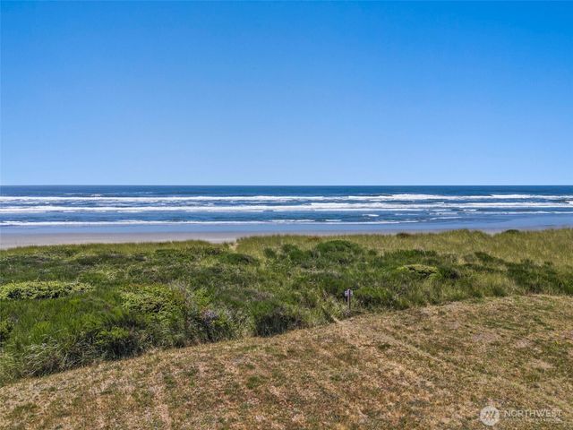 1603 Sea Grass Lane, Westport, WA 98595