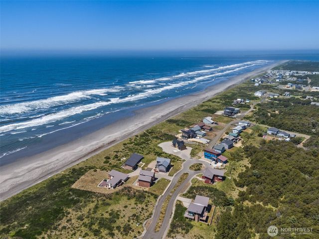 1603 Sea Grass Lane, Westport, WA 98595