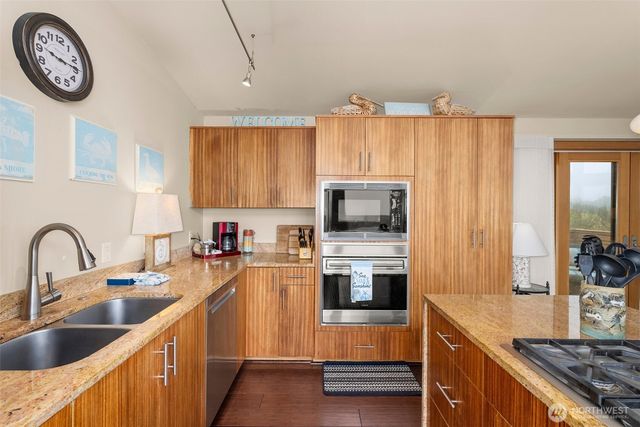 1603 Sea Grass Lane, Westport, WA 98595