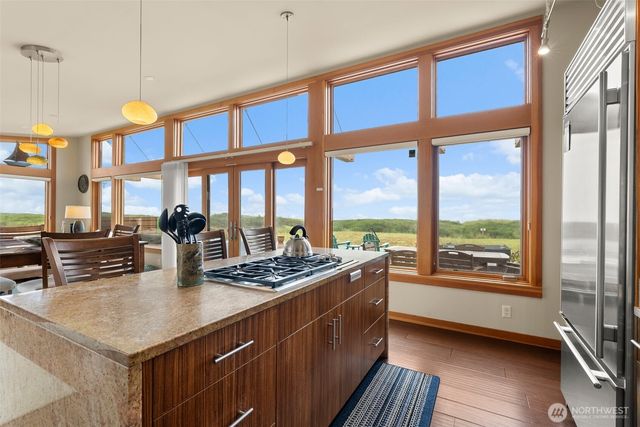 1603 Sea Grass Lane, Westport, WA 98595