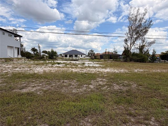 2329 NW 36TH PL, Cape Coral, FL 33993