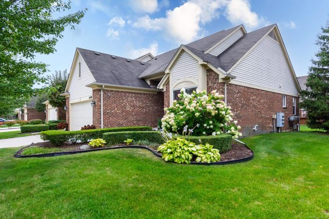 45559 Rathmore Drive, Macomb Twp, MI 48044
