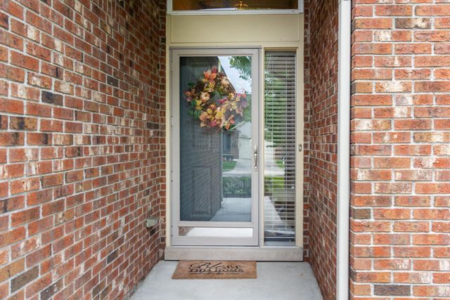 45559 Rathmore Drive, Macomb Twp, MI 48044