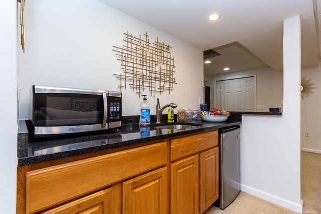 45559 Rathmore Drive, Macomb Twp, MI 48044