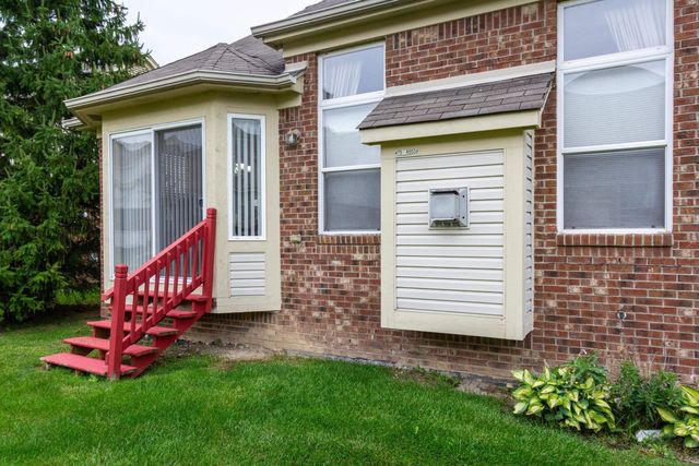 45559 Rathmore Drive, Macomb Twp, MI 48044