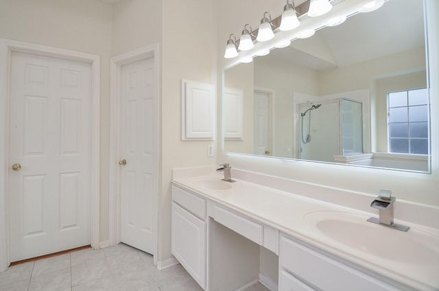 2715 Sunnycreek Lane, Pearland, TX 77584
