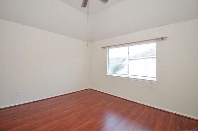 2715 Sunnycreek Lane, Pearland, TX 77584