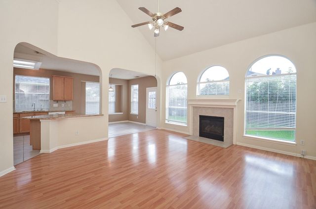 2715 Sunnycreek Lane, Pearland, TX 77584