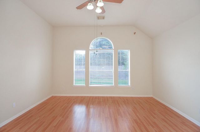 2715 Sunnycreek Lane, Pearland, TX 77584