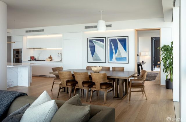 1 Steuart Lane 1706, San Francisco, CA 94105