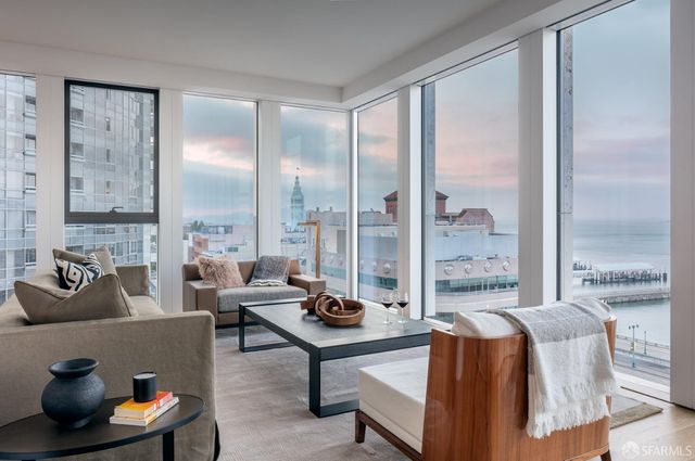 1 Steuart Lane 1706, San Francisco, CA 94105