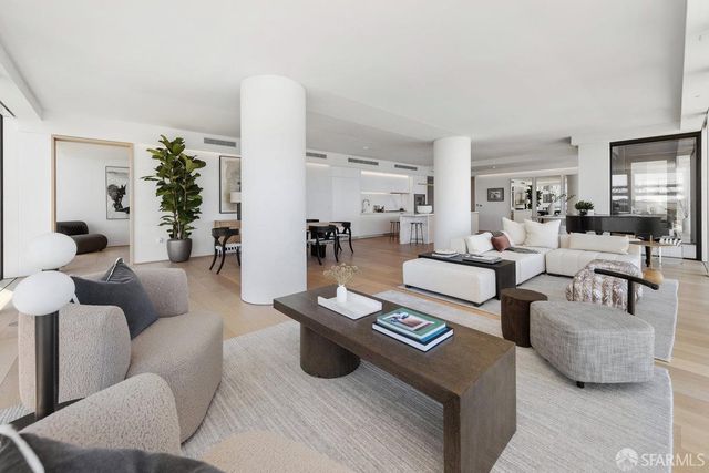 1 Steuart Lane 1706, San Francisco, CA 94105