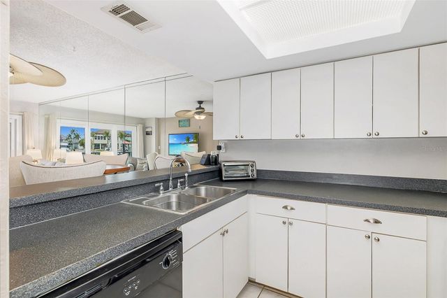 51 ISLAND WAY 108, Clearwater Beach, FL 33767