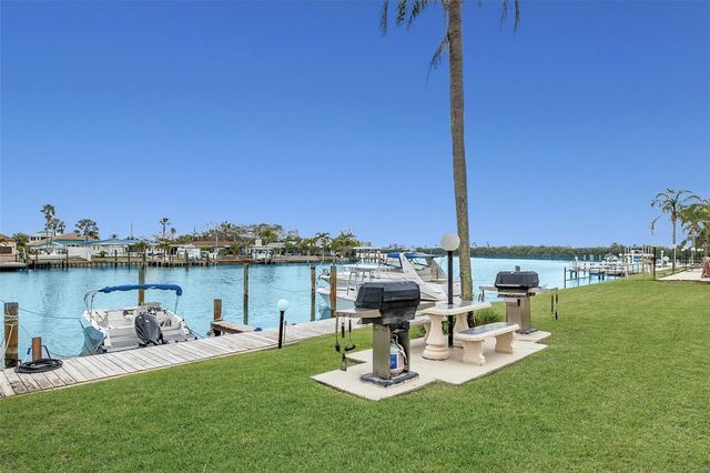 51 ISLAND WAY 108, Clearwater Beach, FL 33767