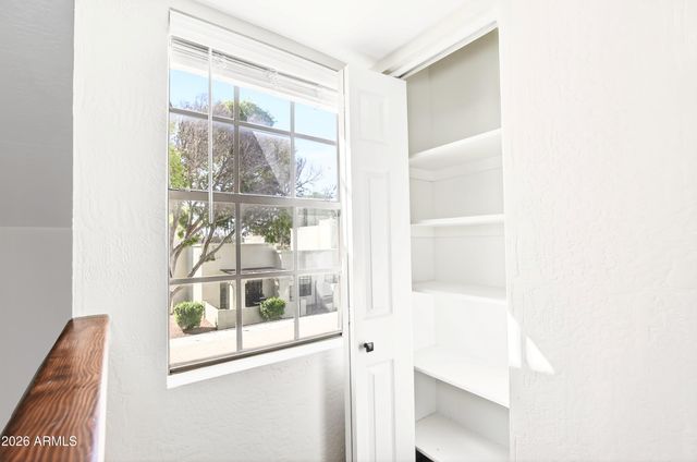 1861 E SUNBURST Lane, Tempe, AZ 85284