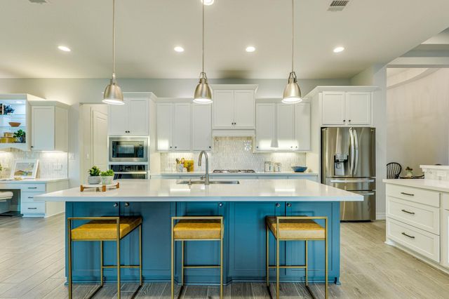 113 Arbolado LOOP, Liberty Hill, TX 78642