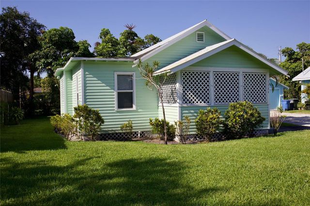 1338 -1384 NE -1384 35th Street, Oakland Park, FL 33334