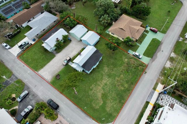 1338 -1384 NE -1384 35th Street, Oakland Park, FL 33334