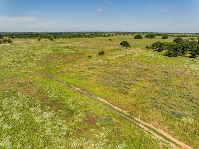 6495 Tract B Gander Slough RD, Kingsbury, TX 78638