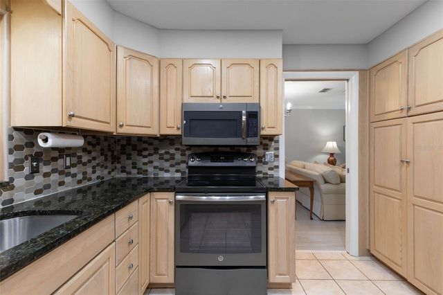 77 WESTOVER LANE, Palm Coast, FL 32164