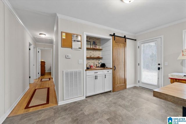 2012 CRAWFORD STREET, Guntersville, AL 35976