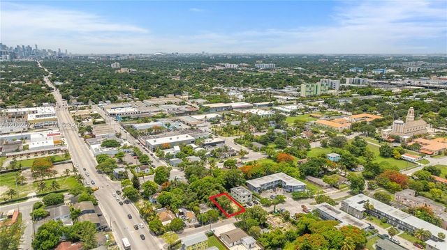 28 NW 76th St, Miami, FL 33150