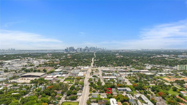 28 NW 76th St, Miami, FL 33150